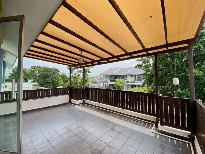 2-storey Terraced House for Sale in Kajang (Selangor) - Adi Zulkarnaen - Balcony - PropertyGuru.com.my