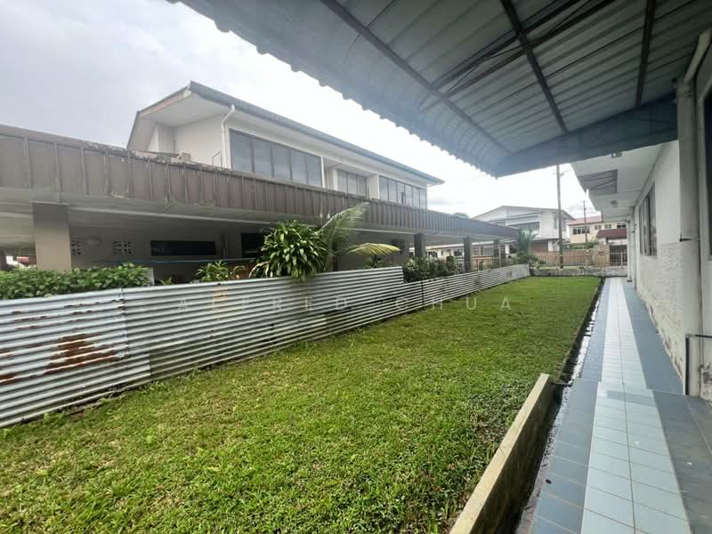 Bungalow for Sale in Kuching (Sarawak) - Alfred Chua - Exterior - PropertyGuru.com.my