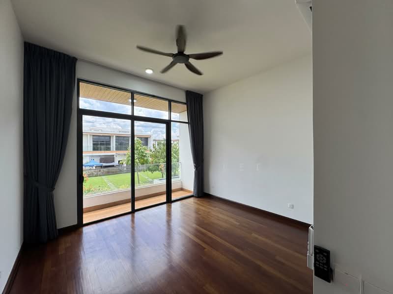 Semi-Detached House for Rent in Telok Panglima Garang (Selangor) - Chris Lee - Balcony - PropertyGuru.com.my