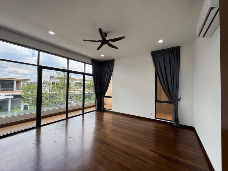 Semi-Detached House for Rent in Telok Panglima Garang (Selangor) - Chris Lee - Balcony - PropertyGuru.com.my