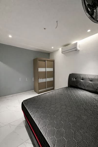 Taman Johor Jaya untuk Untuk Disewa - RM 2,700 /bulan, Mac 2026 - Bedroom - PropertyGuru.com.my