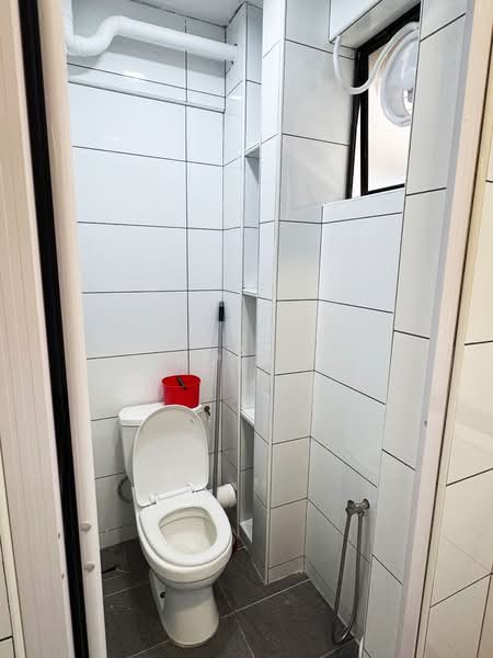 Flat for Rent at Desa Pinang 2 - Jerry Tan - Bathroom - PropertyGuru.com.my