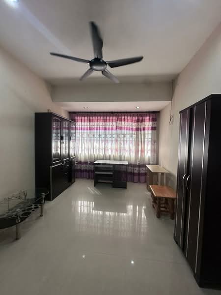 Terraced House for Rent in Johor Bahru (Johor) - Jeff Lee - Living Room - PropertyGuru.com.my