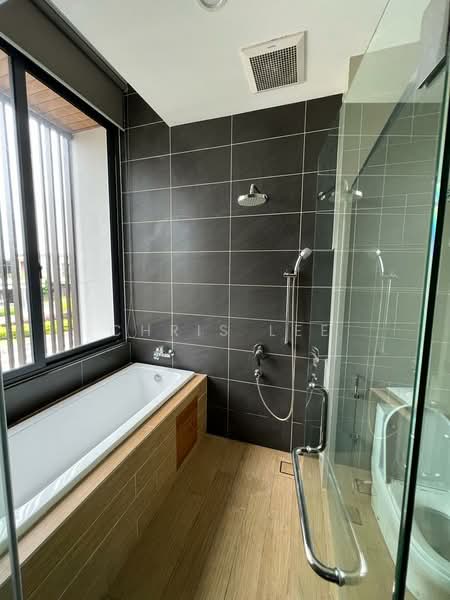 Semi-Detached House for Rent in Eco Sanctuary (Telok Panglima Garang) - Chris Lee - Bathroom - PropertyGuru.com.my