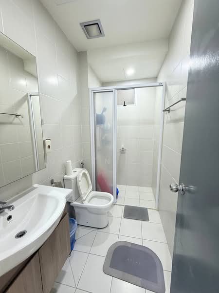 Service Residence for Sale at Meridin Bayvue Serviced Apartment - Joyen Pun - PropertyGuru.com.my
