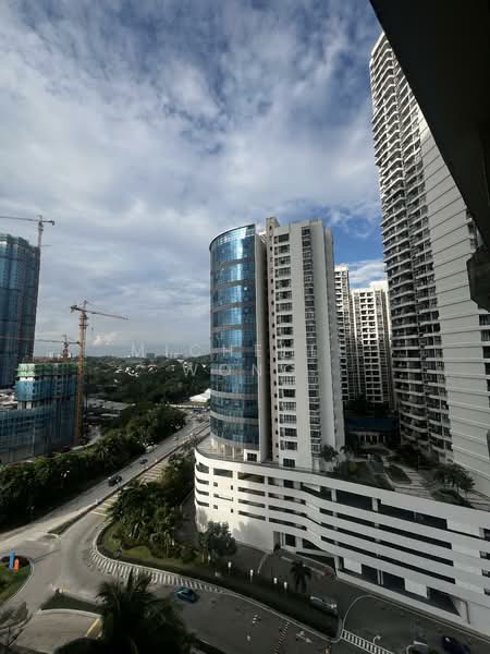 Royal Strand @ Country Garden Danga Bay untuk Untuk Disewa - RM 2,300 /bulan, Mac 2026 - Exterior - PropertyGuru.com.my