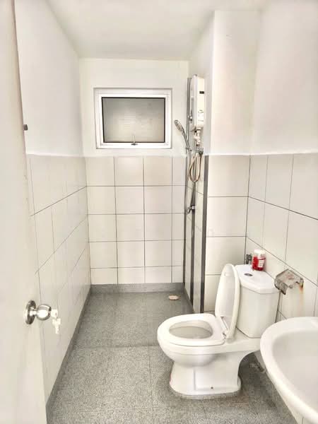 Apartment for Rent at Jalilmas - Hasif Ludin - Bathroom - PropertyGuru.com.my