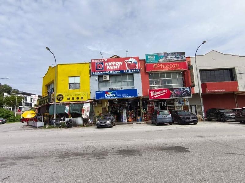 Factory for Sale in Taman Perindustrian Bukit Serdang (Seri Kembangan) - Aaron Chong - Exterior - PropertyGuru.com.my