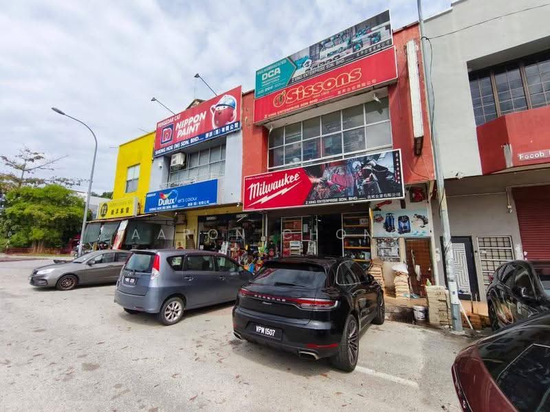 Factory for Sale in Taman Perindustrian Bukit Serdang (Seri Kembangan) - Aaron Chong - Exterior - PropertyGuru.com.my