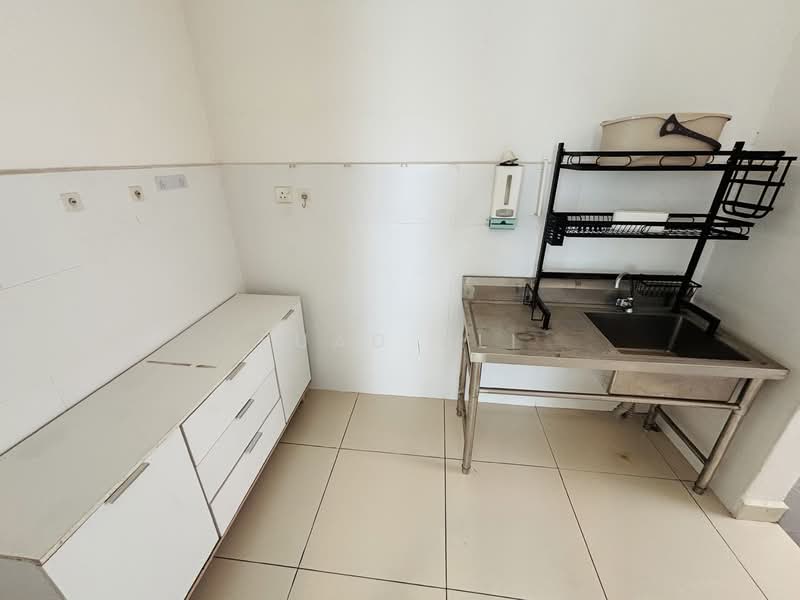 Condominium for Sale at Cristal Serin Residence - Fuad Ali - Kitchen - PropertyGuru.com.my