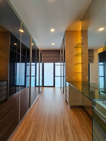 Bungalow for Rent in Desa Parkcity (Kuala Lumpur) - Crystal Chua - Walking wardrobe - PropertyGuru.com.my