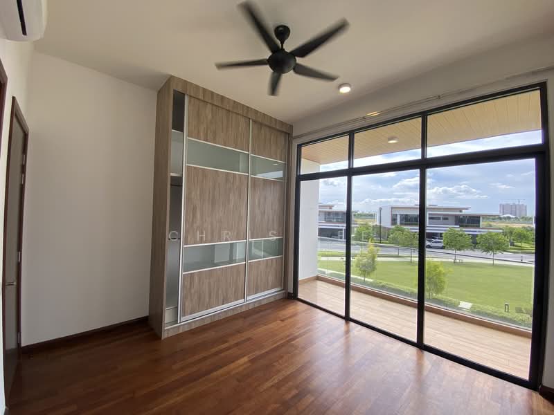 Rumah Berkembar untuk Disewa di Eco Sanctuary (Telok Panglima Garang) - Chris Lee - Balcony - PropertyGuru.com.my