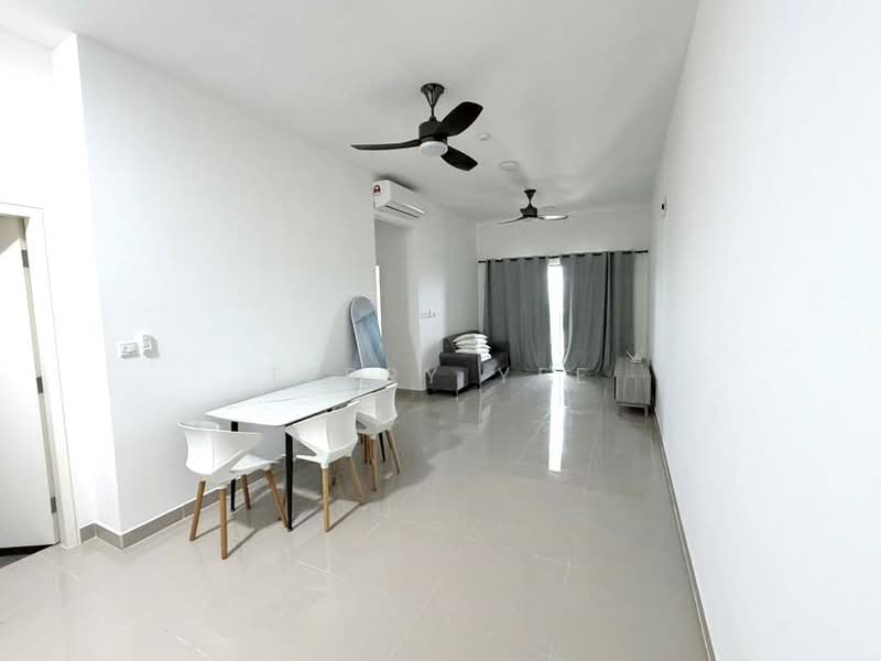 MKH Boulevard II untuk Untuk Disewa - RM 2,500 /bulan, Mac 2026 - Living Room - PropertyGuru.com.my