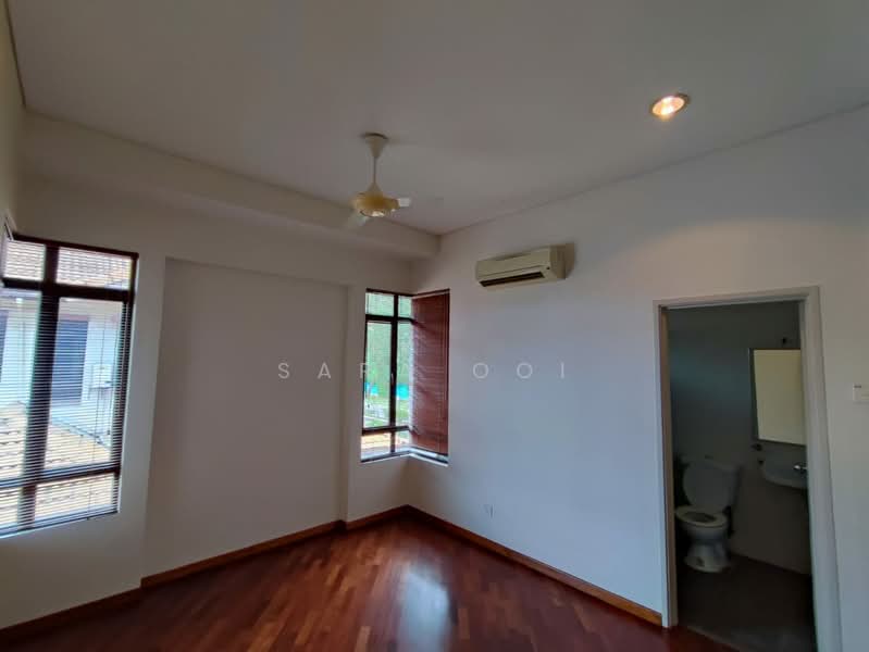 Semi-Detached House for Rent in Klang (Selangor) - Sara Ooi - Room 3 - PropertyGuru.com.my