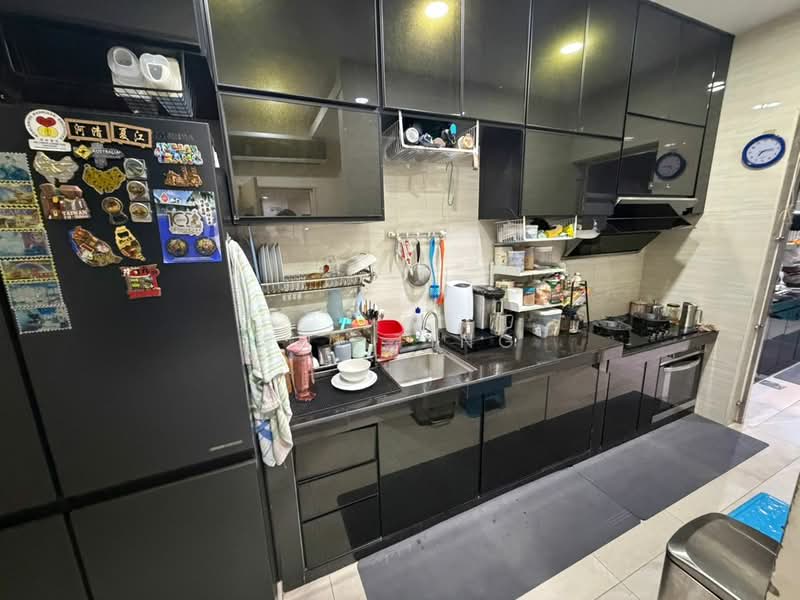 Cluster House for Sale in Taman Adda Heights (Tebrau) - Shi Ting - Kitchen - PropertyGuru.com.my