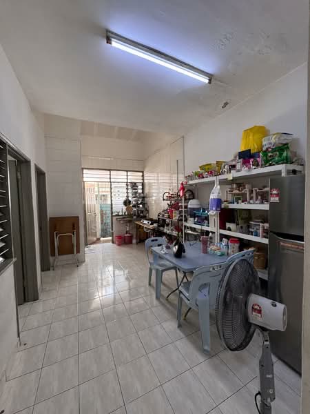 1-storey Terraced House for Sale in Permas Jaya (Johor) - SJ CHAN - Kitchen - PropertyGuru.com.my