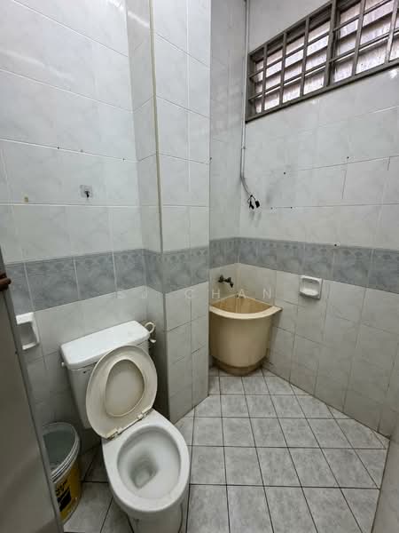 1-storey Terraced House for Sale in Permas Jaya (Johor) - SJ CHAN - Bathroom - PropertyGuru.com.my