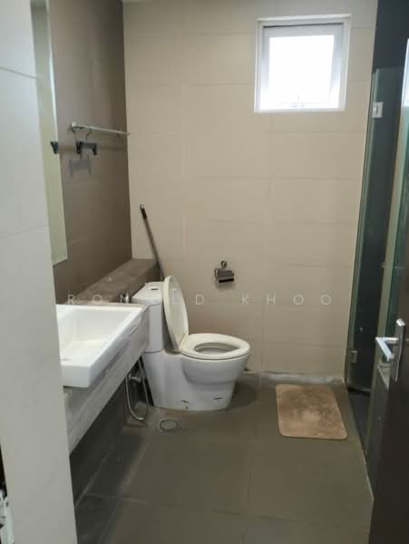 Condominium for Sale at Seringin Residences - Ronald Khoo - Bathroom - PropertyGuru.com.my