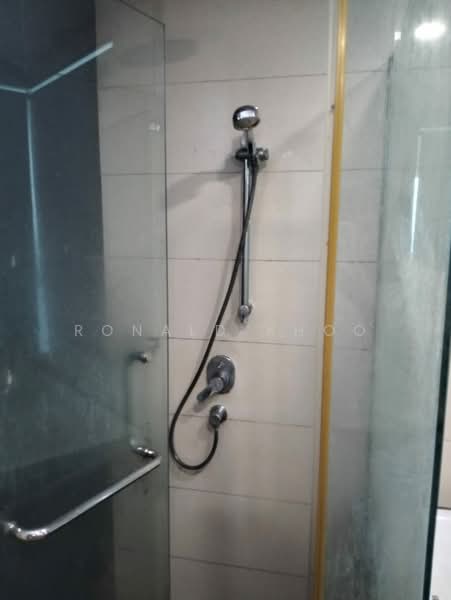 Condominium for Sale at Seringin Residences - Ronald Khoo - Bathroom - PropertyGuru.com.my