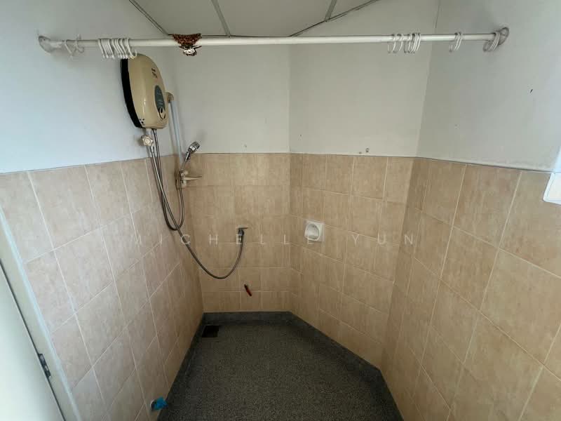 Condominium for Sale at Changkat View - Michelle Yun - Bathroom - PropertyGuru.com.my
