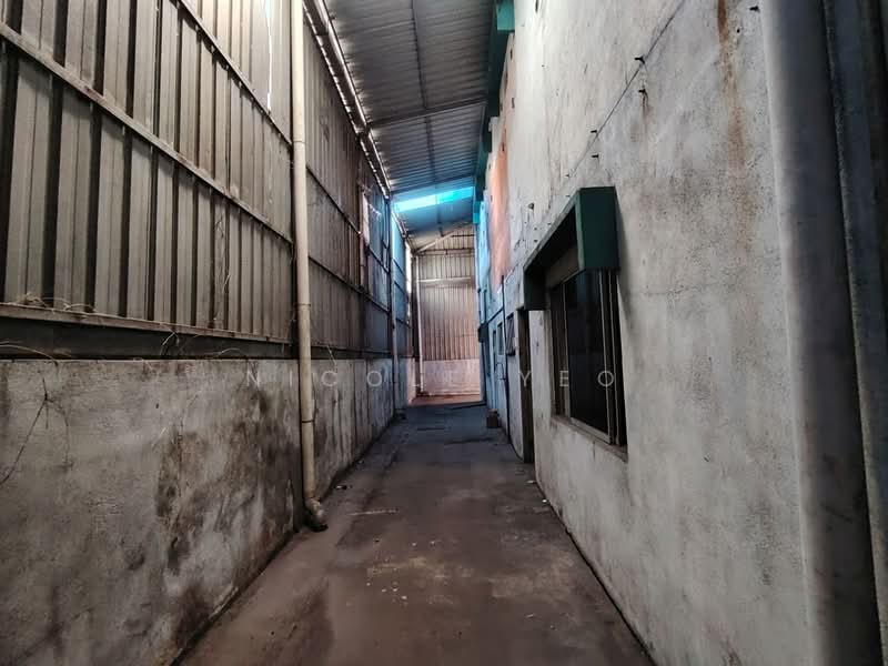 Factory for Rent in Iks Malim Jaya (Bachang) - Nicole Yeo - Corridor - PropertyGuru.com.my