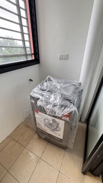 Condominium for Sale at Savanna Condominium - Yen Lim - Balcony - PropertyGuru.com.my