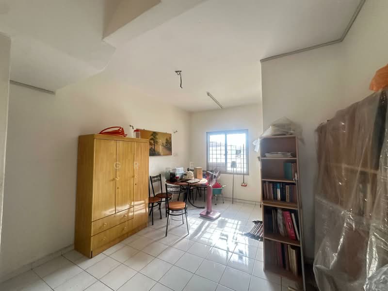 Taman Wangi untuk Untuk Dijual - RM 460,000, Apr 2026 - Living Room - PropertyGuru.com.my