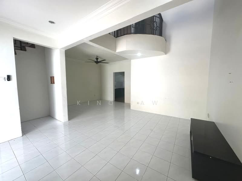 1.5-storey Terraced House for Rent in Bandar Seri Alam (Masai) - Kino Jaw - Living Room - PropertyGuru.com.my