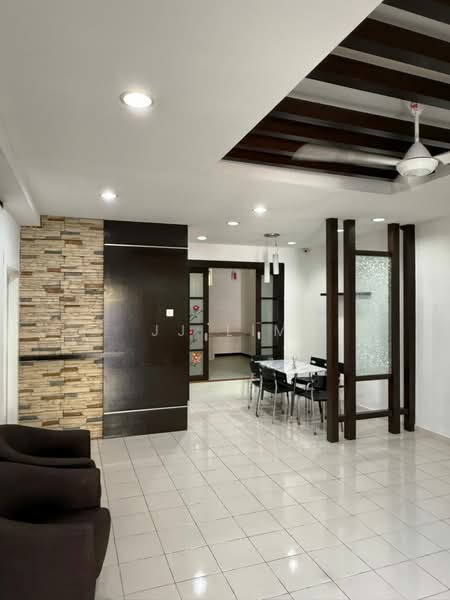 2-storey Terraced House for Rent in Taman Setia Indah (Tebrau) - JJ Lim - Living Room - PropertyGuru.com.my