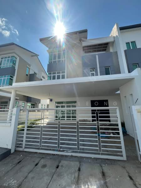 Semi-Detached House for Sale in Sungai Ara (Penang) - Elynne Leong - Exterior - PropertyGuru.com.my