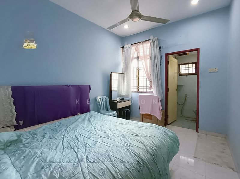 Cheng Perdana untuk Untuk Disewa - RM 1,500 /bulan, Mac 2026 - Bedroom - PropertyGuru.com.my