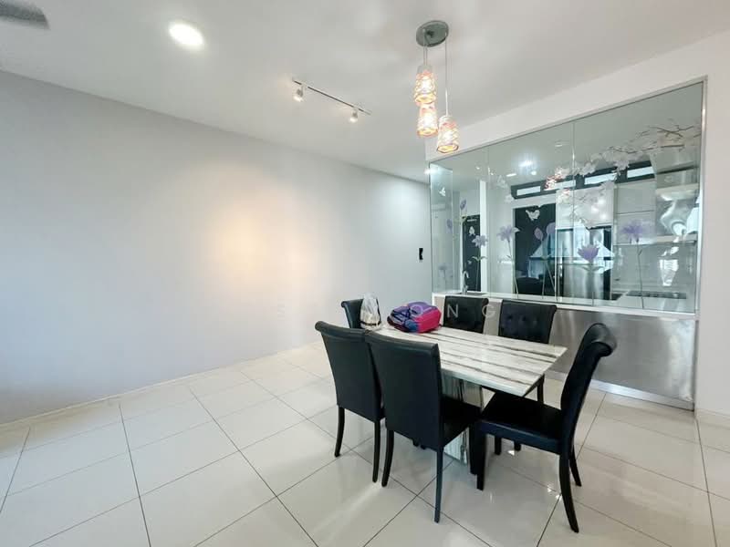 Service Residence for Rent at Setia Sky 88 - Bess Wong - Dining Room - PropertyGuru.com.my