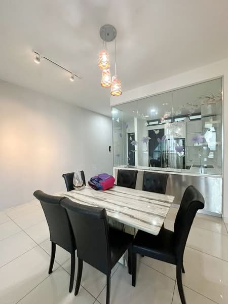 Service Residence for Rent at Setia Sky 88 - Bess Wong - Dining Room - PropertyGuru.com.my