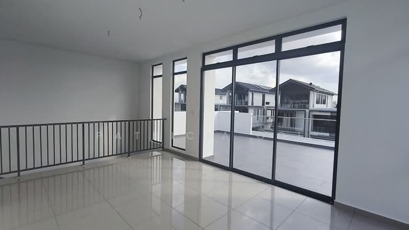 Cluster House for Sale in Horizon Hills (Iskandar Puteri (Nusajaya)) - Patricia Ooi - Balcony - PropertyGuru.com.my