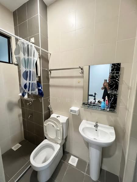 Taman Laguna untuk Untuk Disewa - RM 3,200 /bulan, Mac 2026 - Bathroom - PropertyGuru.com.my