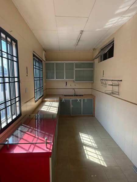 2-storey Terraced House for Rent in Taman Setia Indah (Tebrau) - Jax Yip - Kitchen - PropertyGuru.com.my