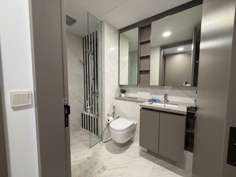 Service Residence for Sale at Eaton Residence - Caven Chng - Bathroom - PropertyGuru.com.my