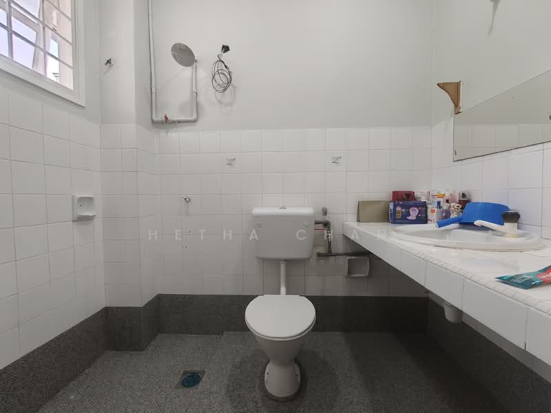 2-storey Terraced House for Sale in Taman Bukit Belimbing (Balakong) - Hetha Chan - Bathroom - PropertyGuru.com.my