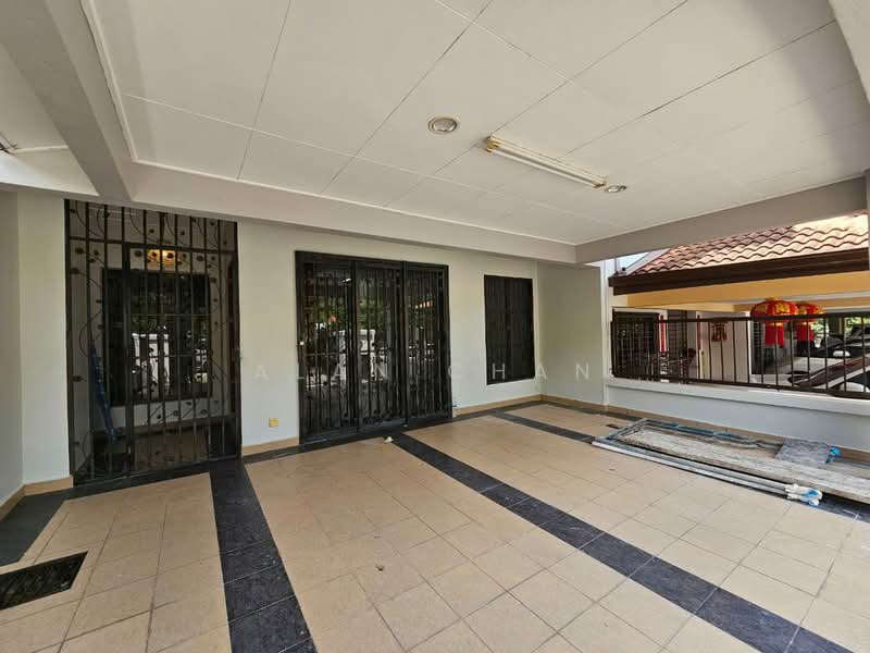 2-storey Terraced House for Sale in Bandar Kinrara (Selangor) - Alan Chan - Exterior - PropertyGuru.com.my