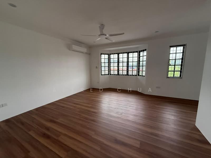 Semi-Detached House for Sale in Green Heights (Kuching) - Alfred Chua - Living Room - PropertyGuru.com.my