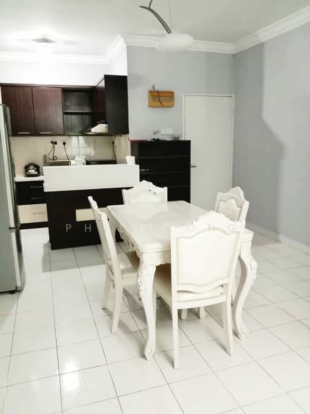 Park View Tower untuk Untuk Disewa - RM 1,500 /bulan, Mac 2026 - Kitchen - PropertyGuru.com.my