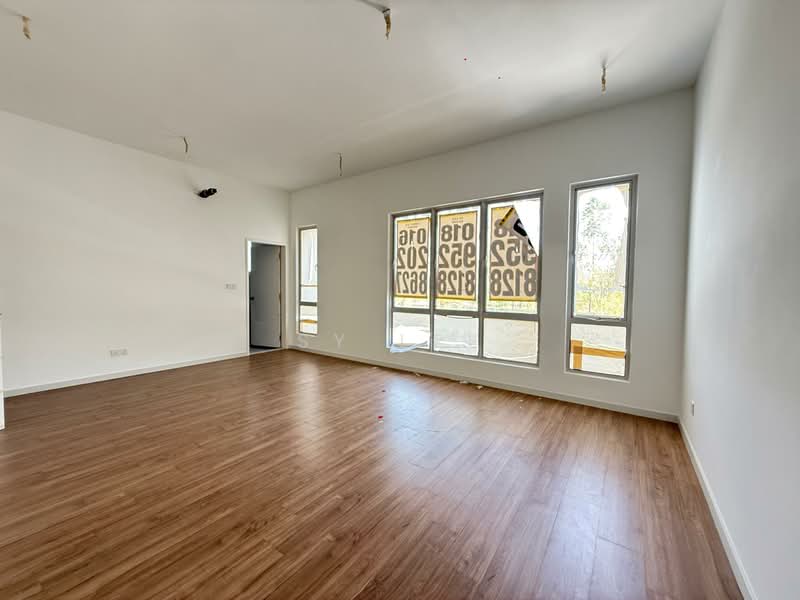 2-storey Terraced House for Sale in Bandar Gamuda Cove (Dengkil) - SY Lee - Living Room - PropertyGuru.com.my