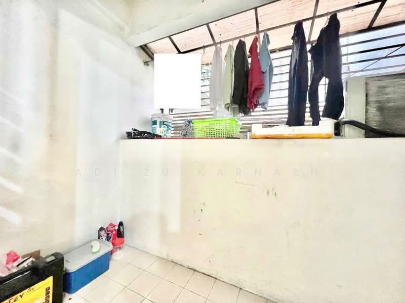 Service Residence for Sale at Axis Residence - Adi Zulkarnaen - Interior - PropertyGuru.com.my