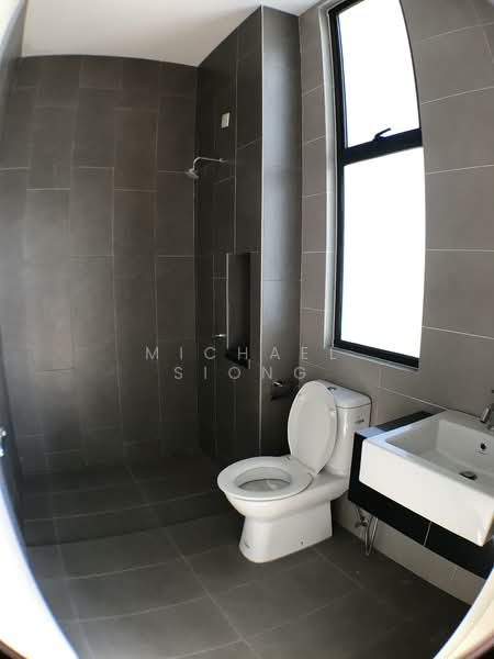 Bungalow for Rent in Bandar Country Homes (Rawang) - Michael Siong - Bathroom - PropertyGuru.com.my