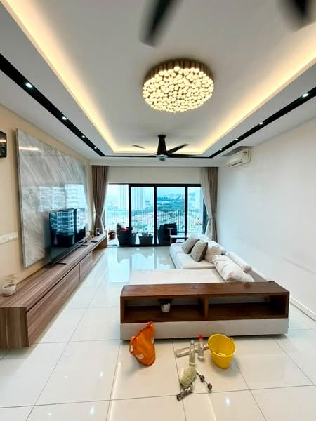 Kondominium untuk Disewa di Westside Three - Rex Tan - Living Room - PropertyGuru.com.my