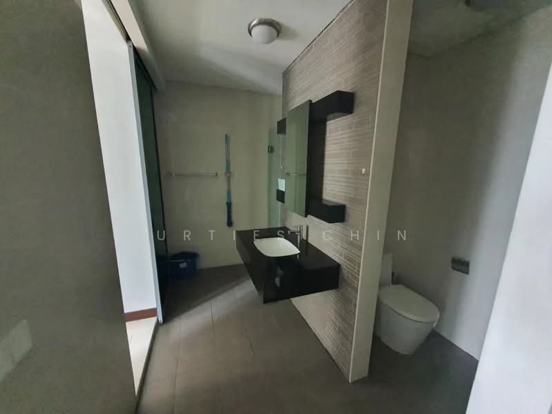 Condominium for Rent at Hampshire Residences - CURTIES CHIN - Bathroom - PropertyGuru.com.my