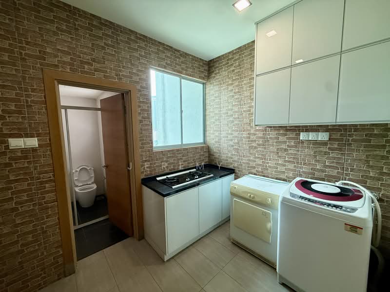 Condominium for Sale at Aston Kiara 3 - Jeremy . - Kitchen - PropertyGuru.com.my
