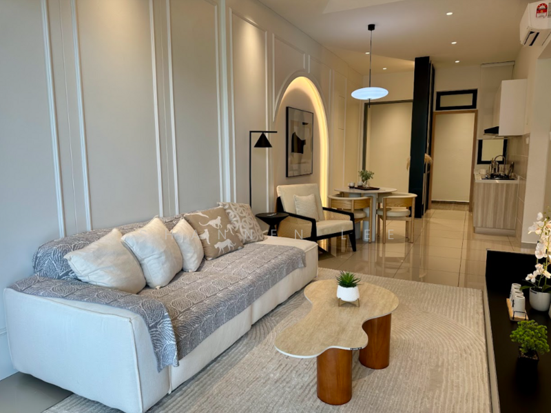 Service Residence for Sale at Daya 1 Residences (D1R), TD Central - Shannen Lee - Living Room - PropertyGuru.com.my