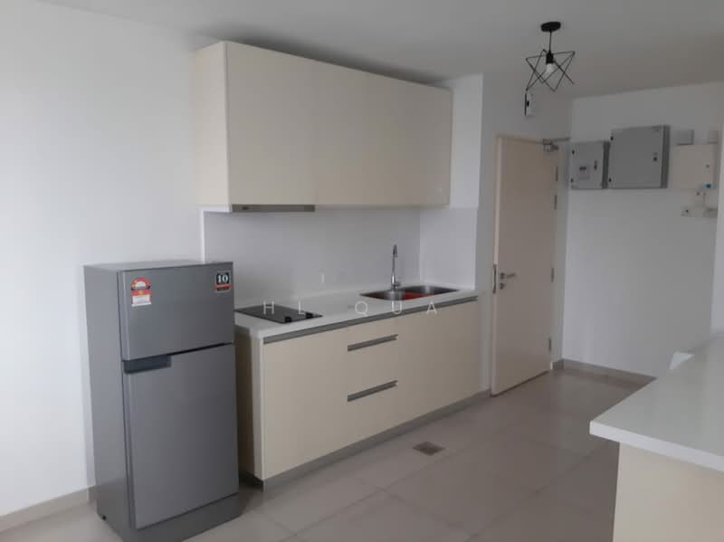 Service Residence for Sale at Encorp Strand Residence - HL Qua - Kitchen - PropertyGuru.com.my