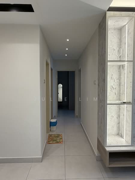 Service Residence for Rent at Majestic Maxim - Julie Lim - Corridor - PropertyGuru.com.my